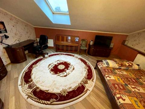 квартира по адресу Филиппа Орлика ул. (Паризької Комуни), 26