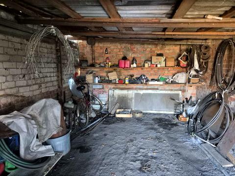 будинок за адресою с. Кузьменки, степова