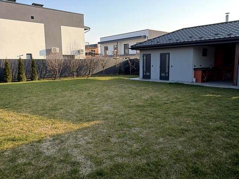 будинок за адресою Народная