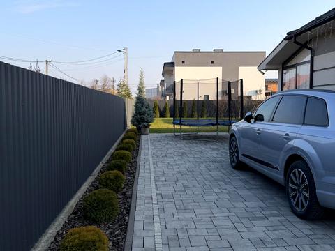 будинок за адресою Народная