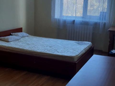 квартира за адресою Київ, Івана Світличного вул. (Петровського), 6