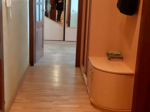 квартира за адресою Київ, Івана Світличного вул. (Петровського), 6