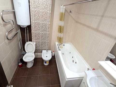 квартира за адресою Миколи Руденка бульв. (Кольцова), 14-Д