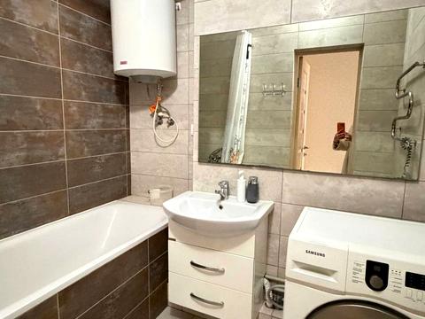 квартира за адресою Академіка Вернадського бульв., 24