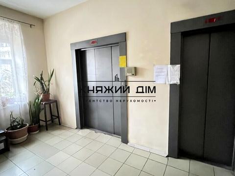 квартира за адресою Микільсько-Слобідська вул., 2-Б