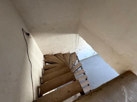 квартира за адресою Зарічанська вул., 9