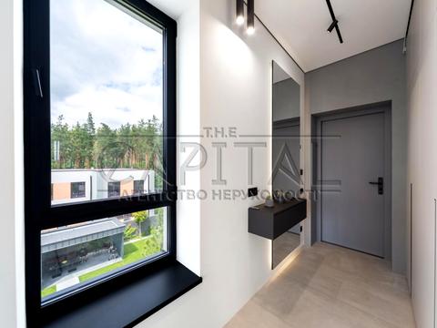 комерційна за адресою Київська вул., 142