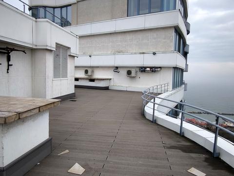 коммерческая по адресу Литературная ул., 1а