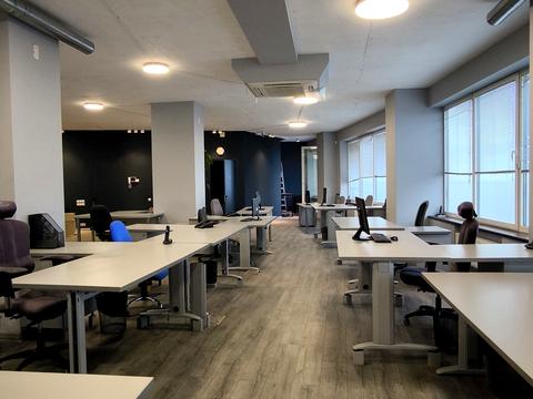 коммерческая по адресу Литературная ул., 1а