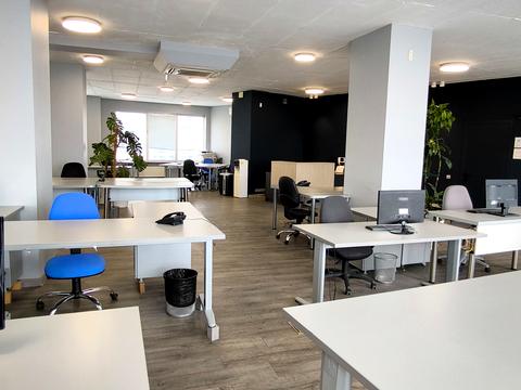 коммерческая по адресу Литературная ул., 1а