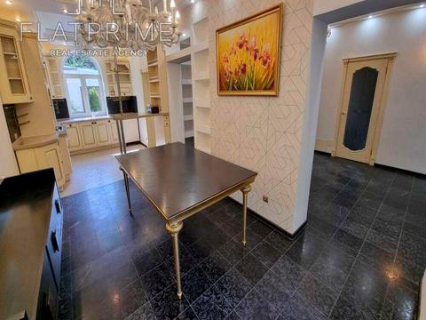 будинок за адресою Павла Загребельного вул. (Миколи Раєвського), 11а