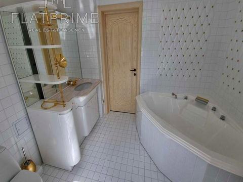 будинок за адресою Павла Загребельного вул. (Миколи Раєвського), 11а