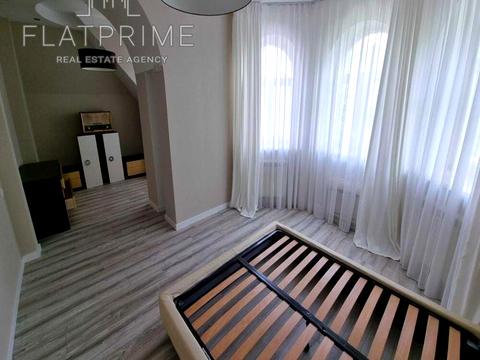 будинок за адресою Павла Загребельного вул. (Миколи Раєвського), 11а