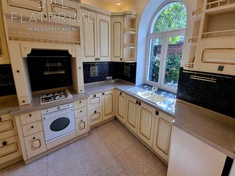 будинок за адресою Павла Загребельного вул. (Миколи Раєвського), 11а