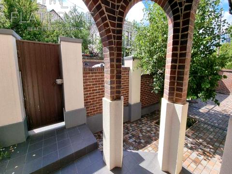 будинок за адресою Павла Загребельного вул. (Миколи Раєвського), 11а