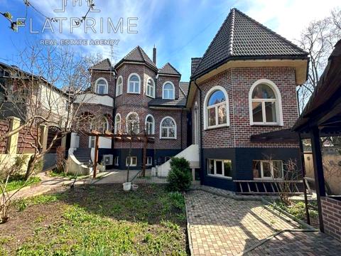 будинок за адресою Павла Загребельного вул. (Миколи Раєвського), 11а