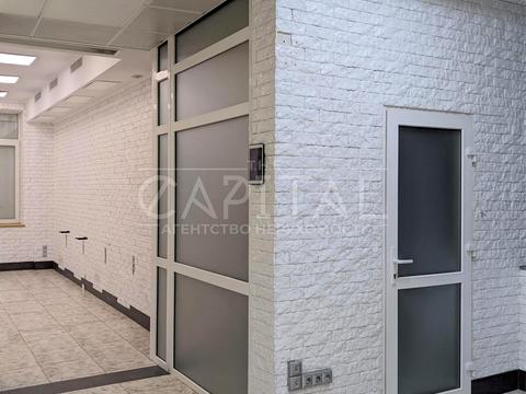 коммерческая по адресу Миколы Бажана просп., 12