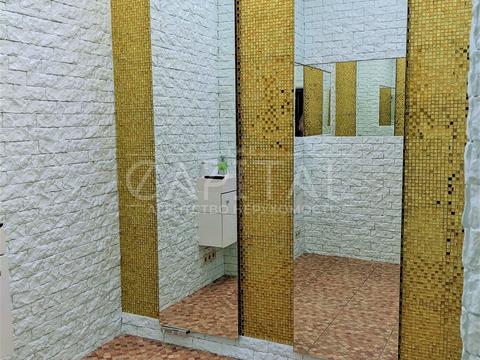 коммерческая по адресу Миколы Бажана просп., 12