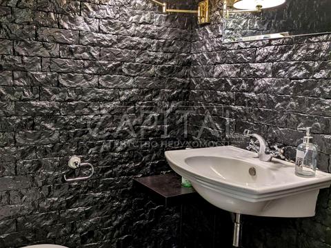 коммерческая по адресу Миколы Бажана просп., 12