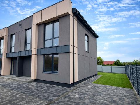 будинок за адресою Віктора Макогона вул., 8