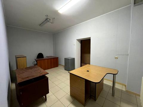 комерційна за адресою Володимира Великого вул. (Мелешкіна), 51