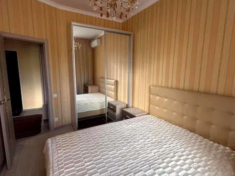 квартира за адресою Французький бульв., 60а