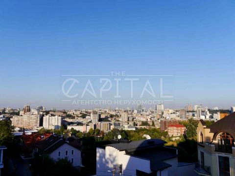 будинок за адресою Київ, вул. Локомотивна