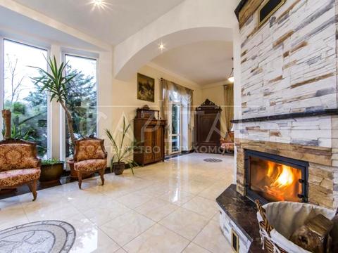 будинок за адресою Київ, вул. Локомотивна