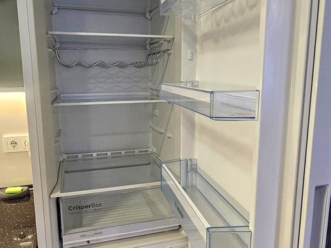 квартира за адресою Академіка Глушкова просп., 9-Г