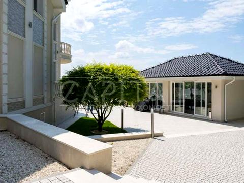 дом по адресу Стуса