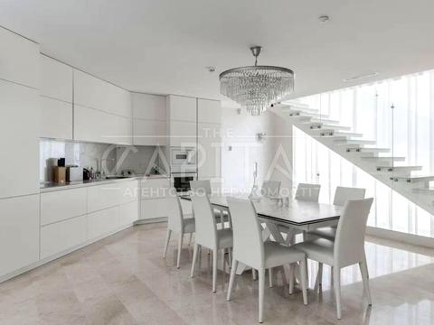 дом по адресу Стуса