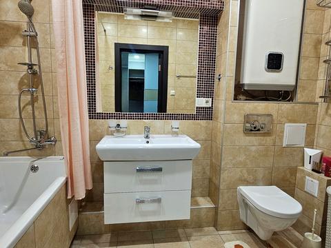 квартира за адресою Академіка Глушкова просп., 9-Г