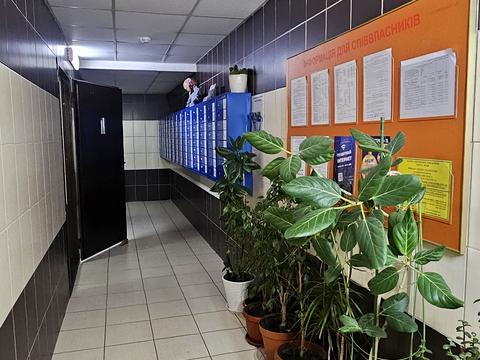 квартира за адресою Академіка Глушкова просп., 9-Г