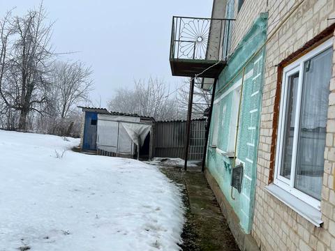 будинок за адресою Центральна вул., 1