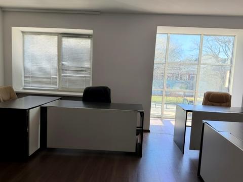 комерційна за адресою Адміральський просп., 34