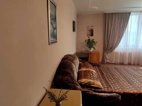 квартира за адресою Київ, Миколи Бажана просп., 16
