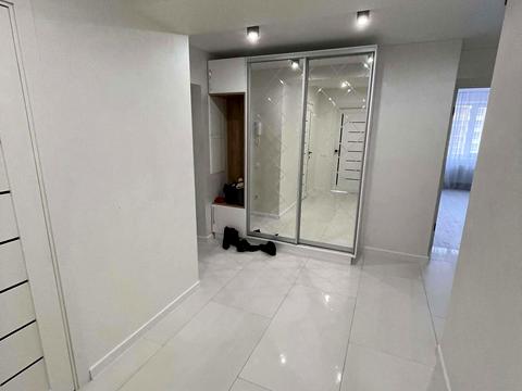 квартира за адресою Генерала М. Тарнавського пров., 1