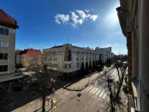 квартира за адресою Михайла Грушевського вул., 20