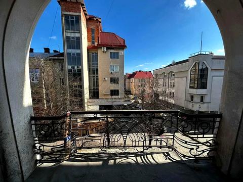 квартира за адресою Михайла Грушевського вул., 20