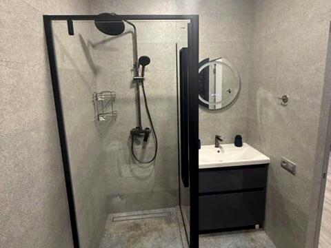 квартира за адресою Співдружності вул., 8