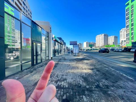 комерційна за адресою Відродження вул., 2