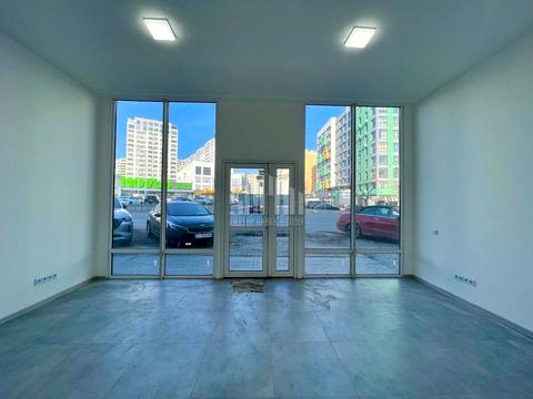 комерційна за адресою Відродження вул., 2