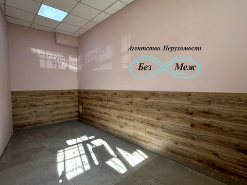 комерційна за адресою Боголюбова вул., 8