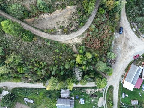участок по адресу Новоселів