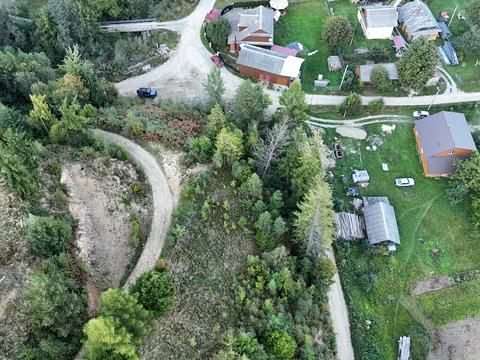 участок по адресу Новоселів