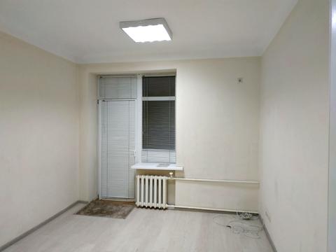 комерційна за адресою Велика Васильківська вул. (Червоноармійська), 58