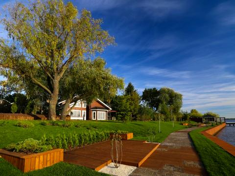 будинок за адресою Миколи Бажана просп.