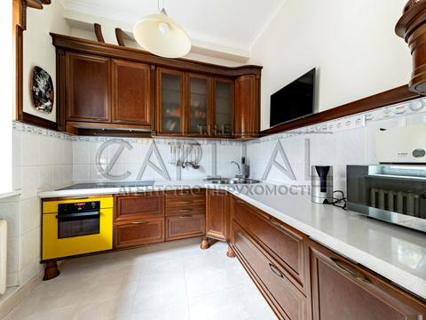 будинок за адресою Київ, вул. Ломаківська