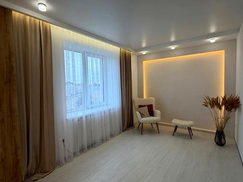 квартира за адресою Володимира Івасюка вул., 1