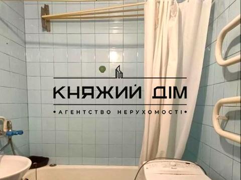 квартира за адресою Олекси Тихого вул. (Виборзька), 28